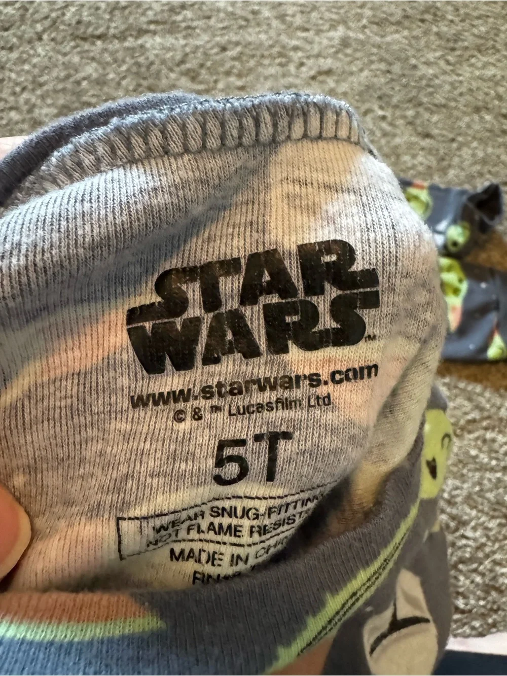 Set of 2 pairs of Star Wars Pajamas PJs Boys Girls 5T Snug fit long sleeve pants